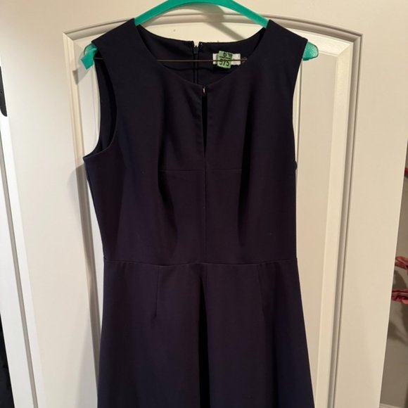 Little Black Dress - Picture 1 of 4